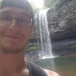 Meet your Posher, Josh